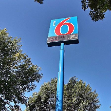 Motel 6-Bismarck, Nd Buitenkant foto