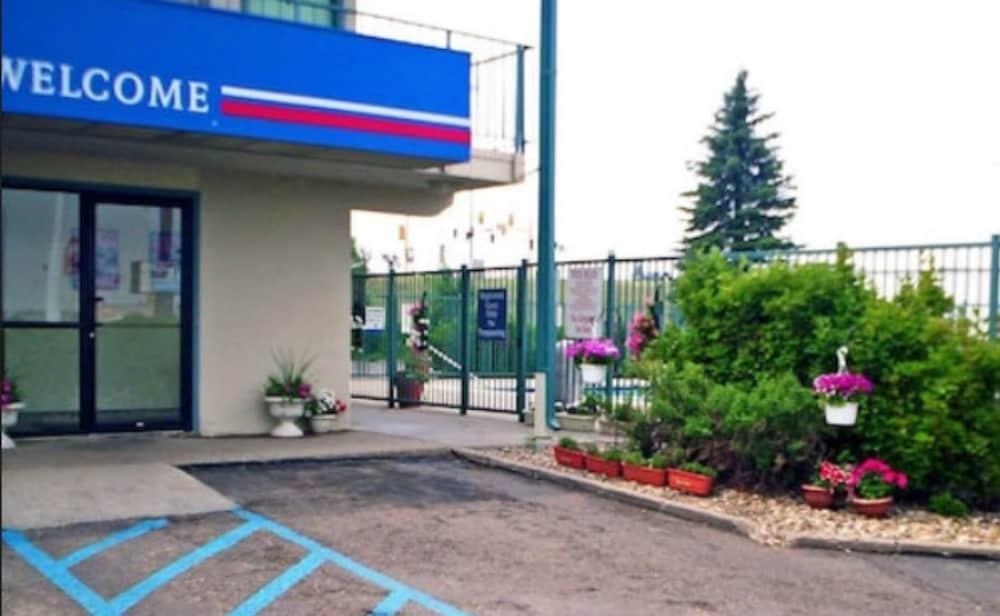 Motel 6-Bismarck, Nd Buitenkant foto